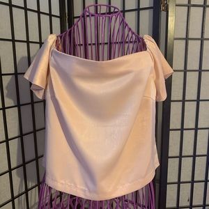 Beautiful off the shoulder top, size L